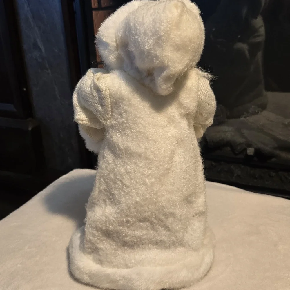Vintage White Winter Santa Claus Figure 12